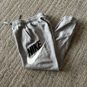 Gray Nike sweatpants